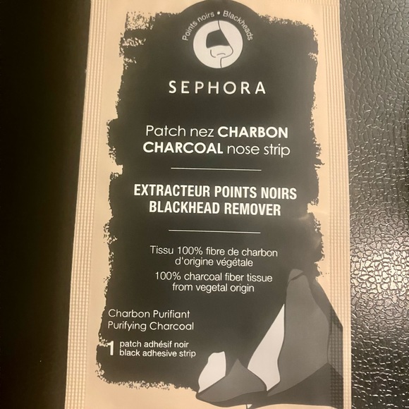 Sephora charcoal nose strip 👃 - Picture 1 of 4